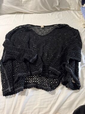 We The Free Black Crochet Open-Weave Crop Top w/batwing sleeves SZ: XS
